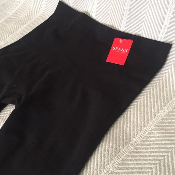 NWT SPANX Look at Me Now Seamless Leggings - Picture 3 of 5